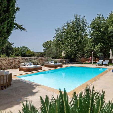 Villa Ellie - Heated Pool, Playground, Garden & Bbq! Βεδέροι Εξωτερικό φωτογραφία