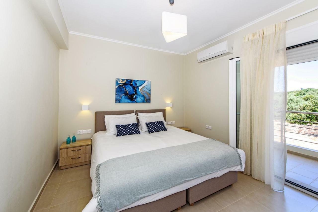 Villa Ellie - Heated Pool, Playground, Garden & Bbq! Βεδέροι Εξωτερικό φωτογραφία