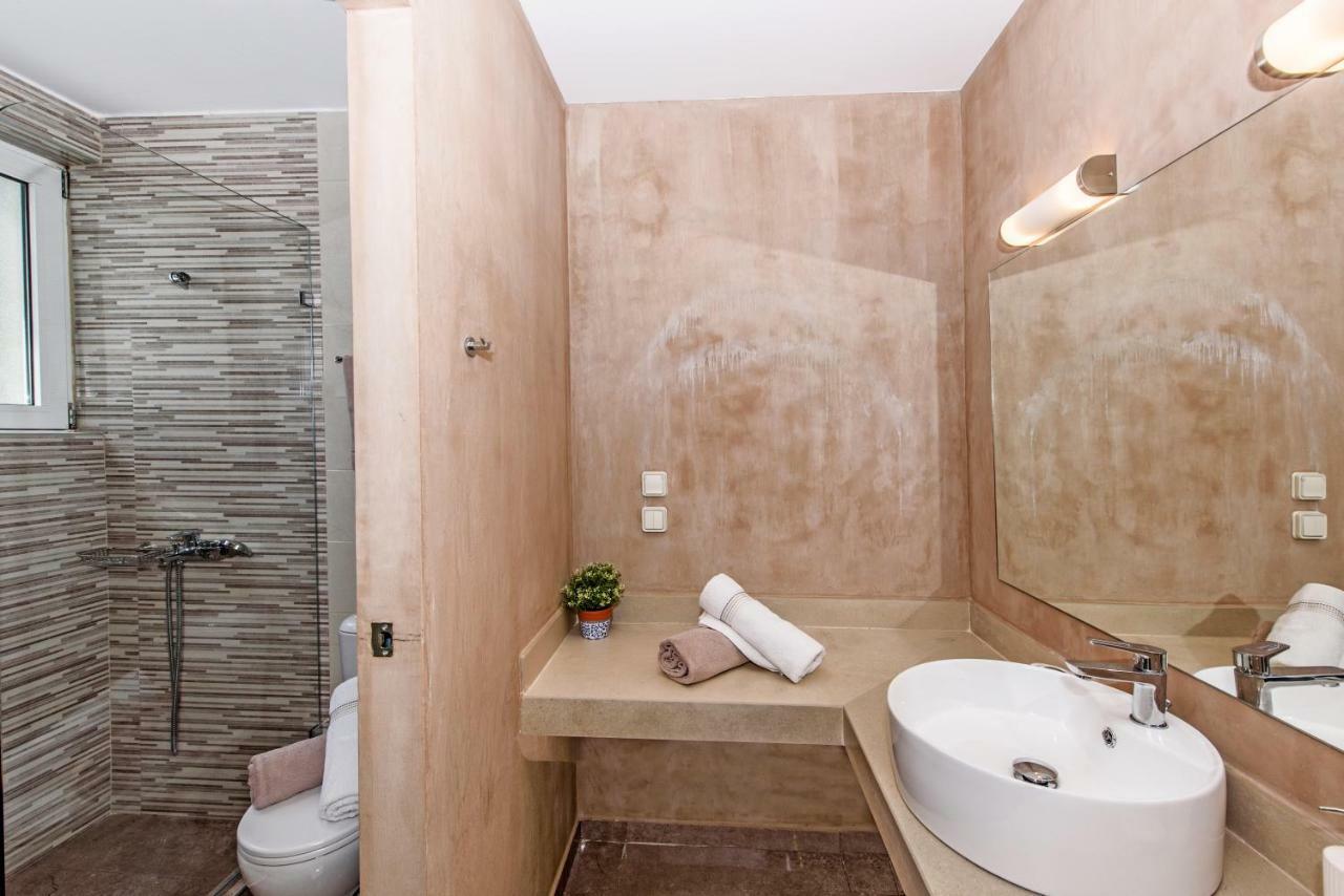 Villa Ellie - Heated Pool, Playground, Garden & Bbq! Βεδέροι Εξωτερικό φωτογραφία